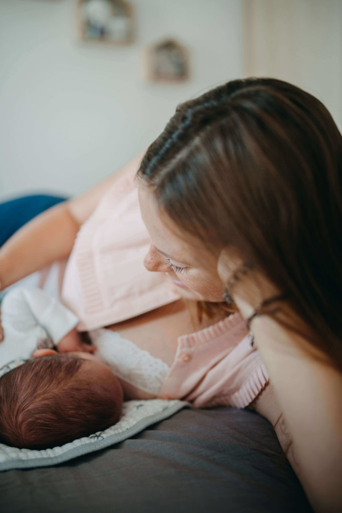 Maman et son nouveau né