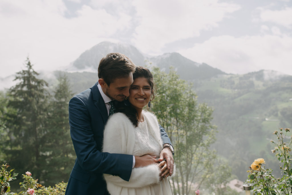 couple à la montagne