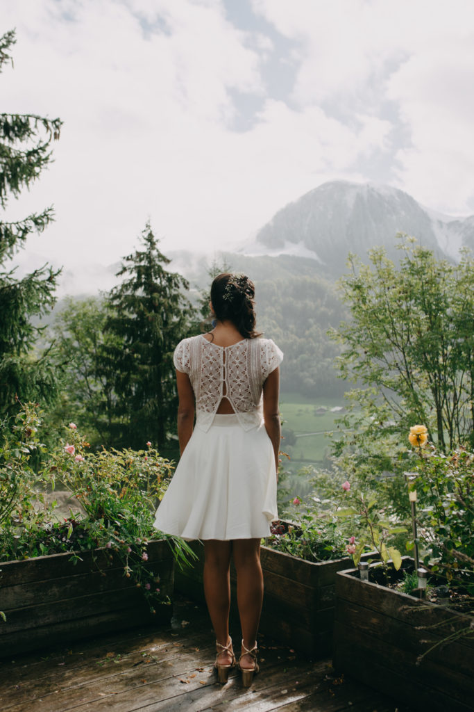 robe de la mariée de dos