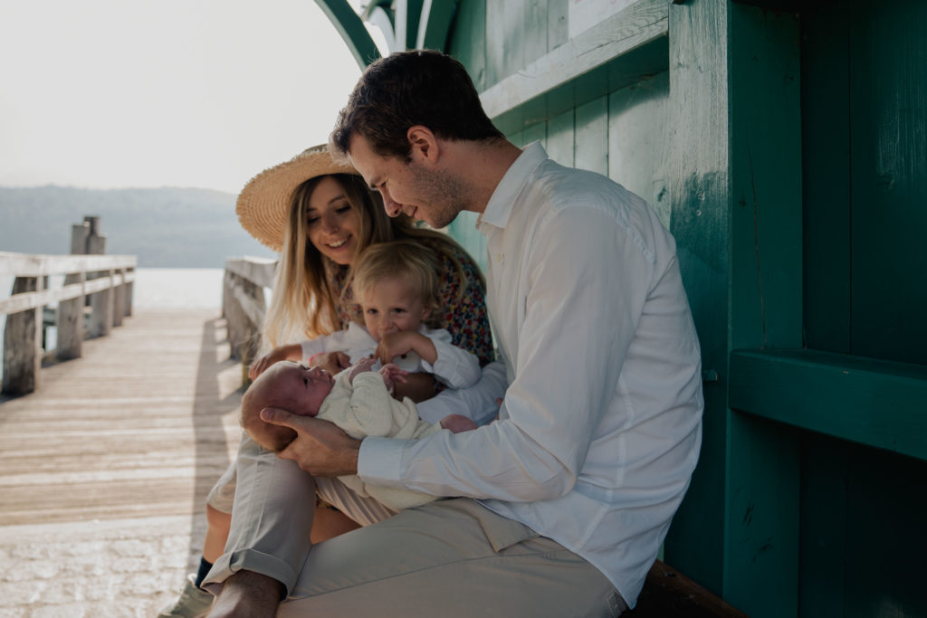 famille sur un ponton